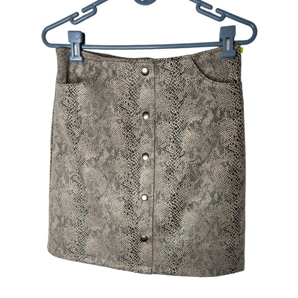 New Potter's Pot Skirt in Gray Black White Snake Print Snap Front Size Medium - Picture 1 of 7